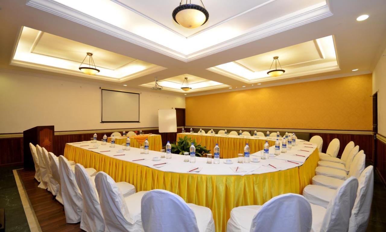 Shervani Hilltop Resort Nainital Dış mekan fotoğraf