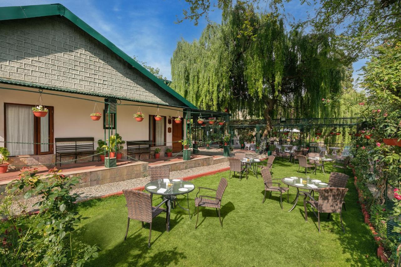 Shervani Hilltop Resort Nainital Dış mekan fotoğraf