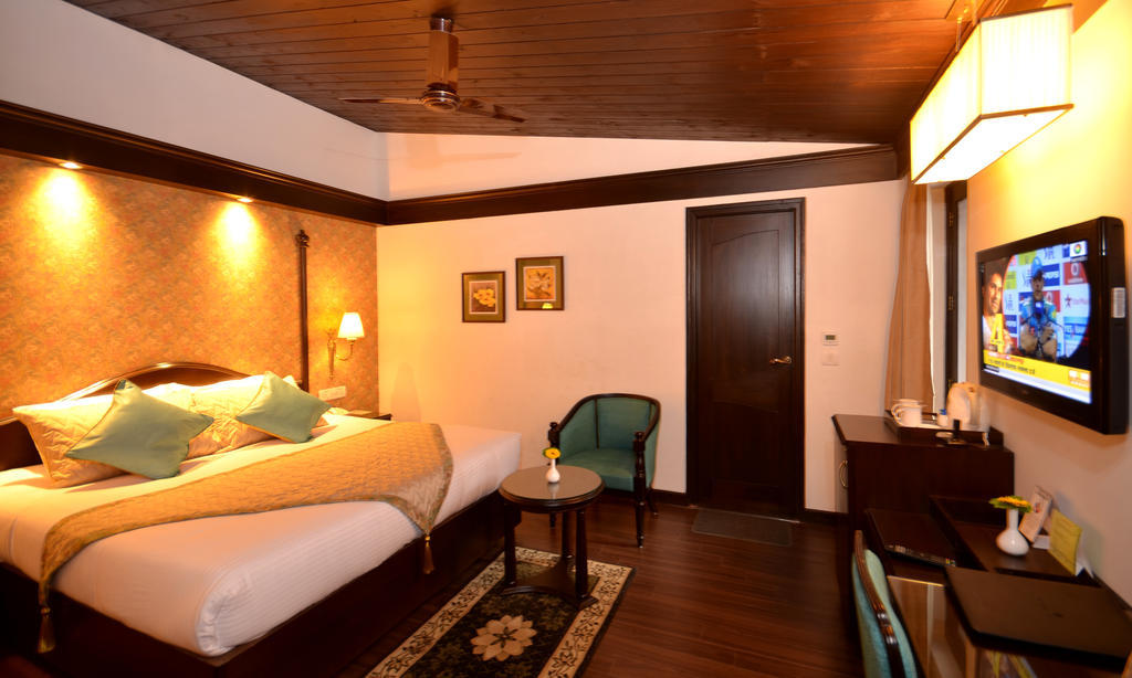Shervani Hilltop Resort Nainital Dış mekan fotoğraf